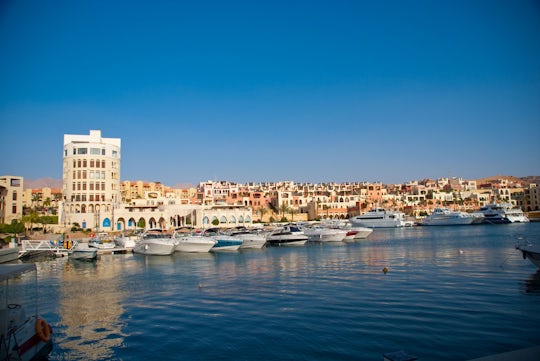 Private full-day tour to Aqaba Red Sea from Petra