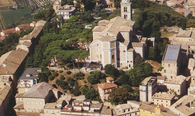Fermo tickets and tours