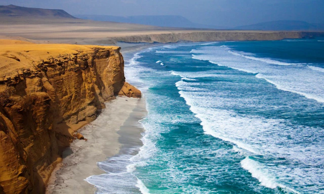 Paracas, Perú