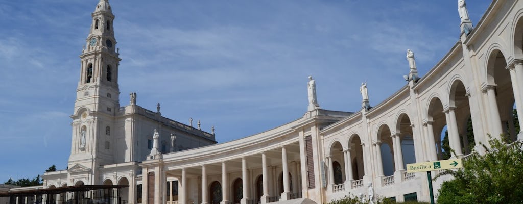 Fátima, Batalha, Nazaré and Óbidos tour