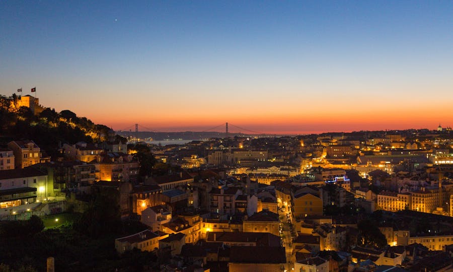 Visite guidée de Lisbonne avec tapas et coucher de soleil sur un air de Fado