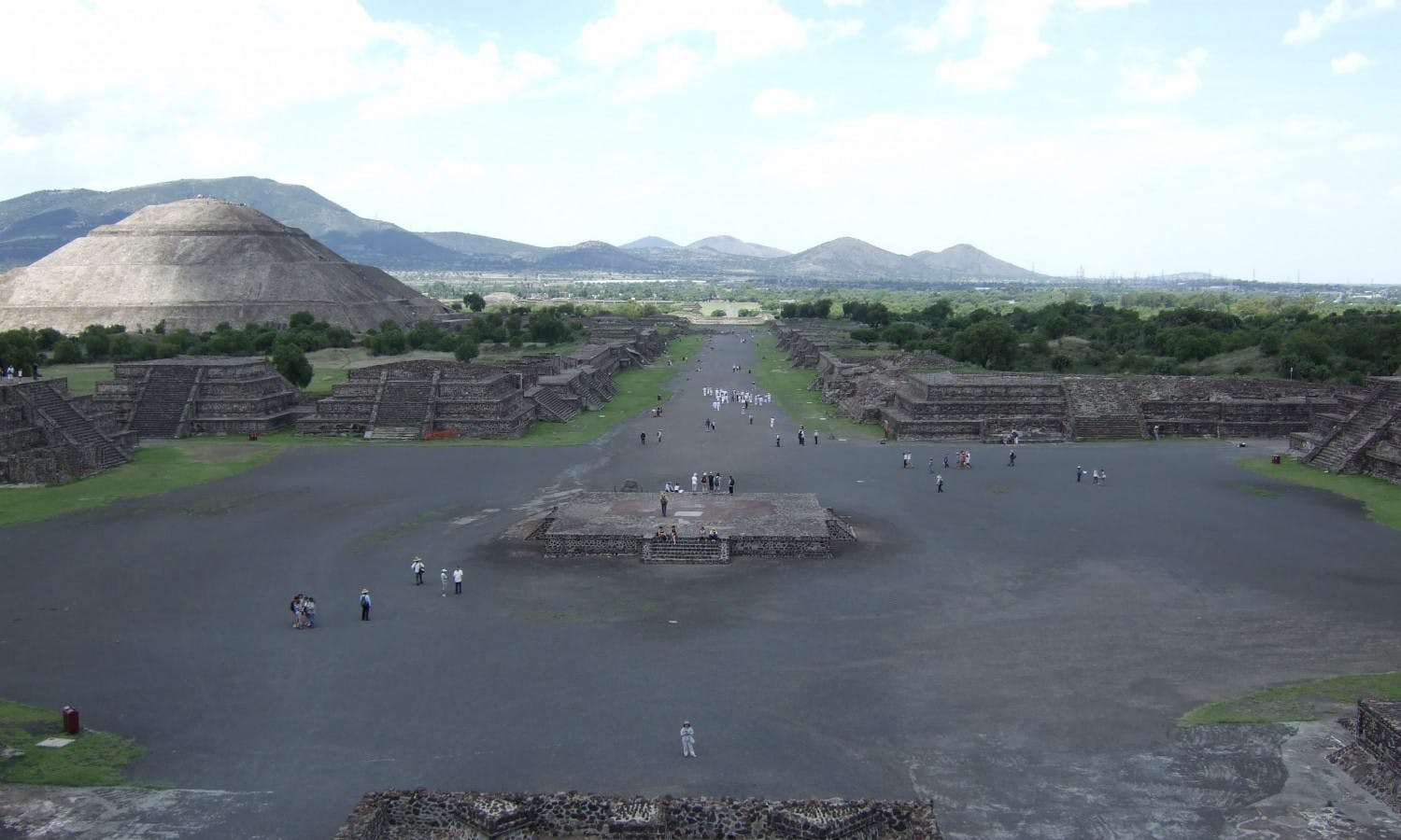Vroege rondleiding door Teotihuacan