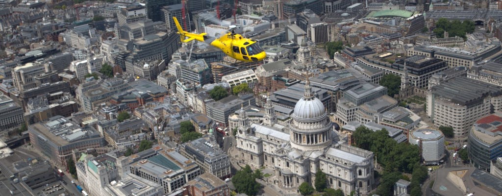 Über den Dächern von London: Hubschrauber-Tour