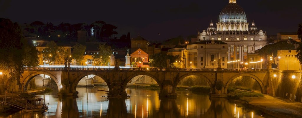 Cripte e catacombe con tour a piedi di fantasmi e misteri