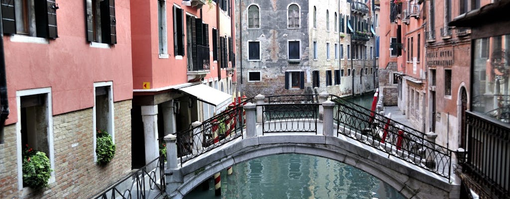 Venetië met hogesnelheidstrein en driesterrenhotel uit Florence