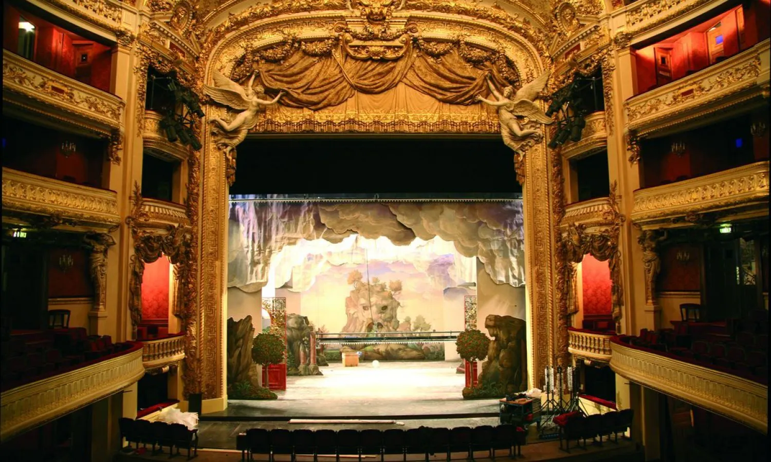 Theatre in Paris