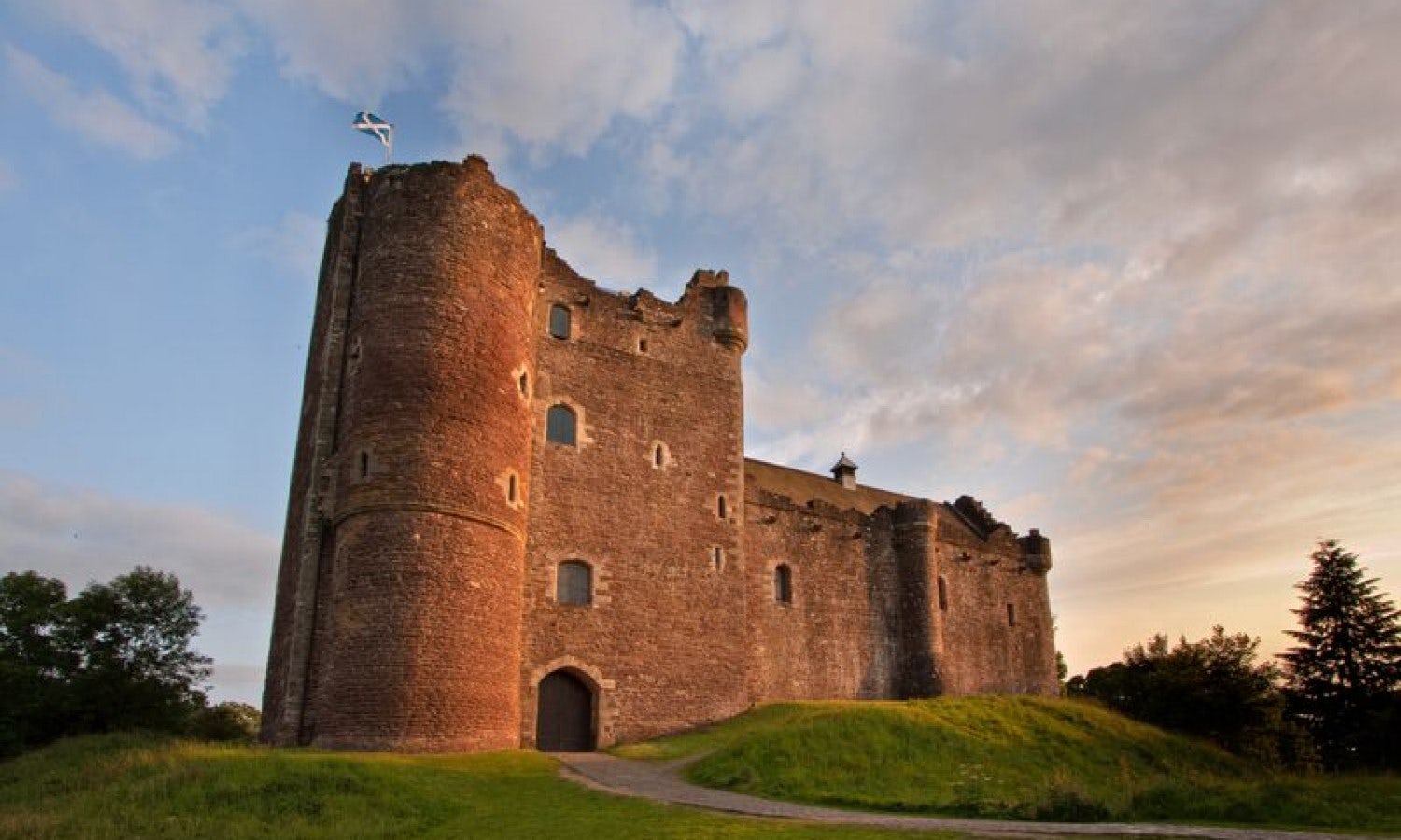 Day Trip to Loch Lomond, The Trossachs & Stirling Castle from Edinburgh ...