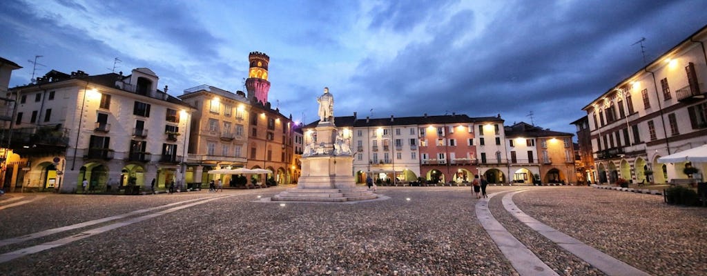 Vercelli Walking Tour with Traditional Biscuit Tasting