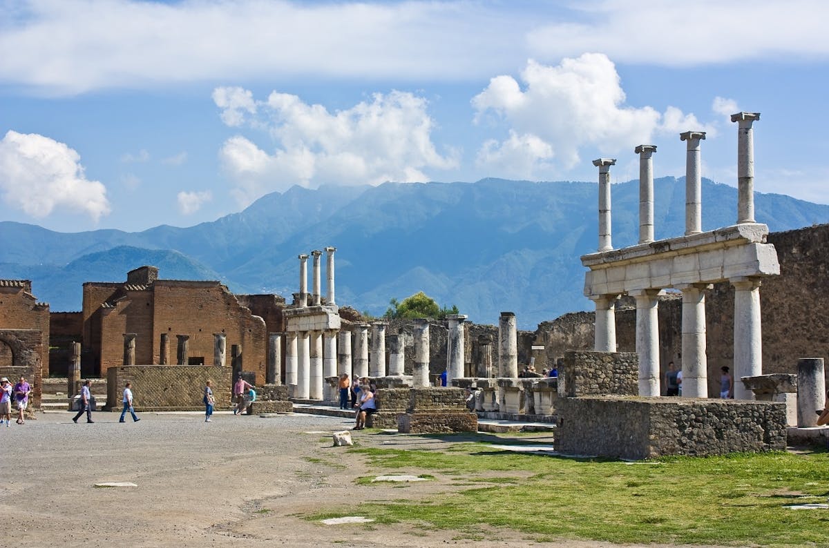 Pompei Visit from Roma