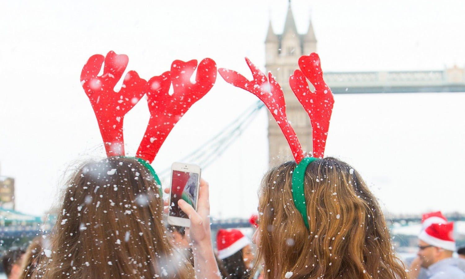 Sail with Santa River Thames Cruise