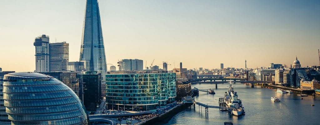 Thames River boat cruise with Greenwich guided tour