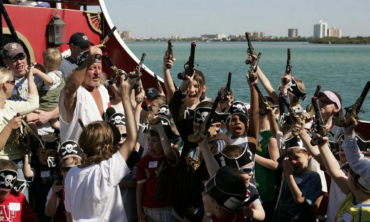 Croisière pirate du capitaine Memo avec journée à Clearwater Beach et cadeau