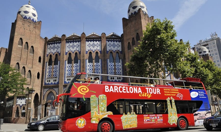Excursão de ônibus Hop-On Hop-Off da cidade de Barcelona: dois dias