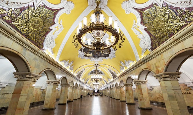 Moscow metro tour and its hidden stories
