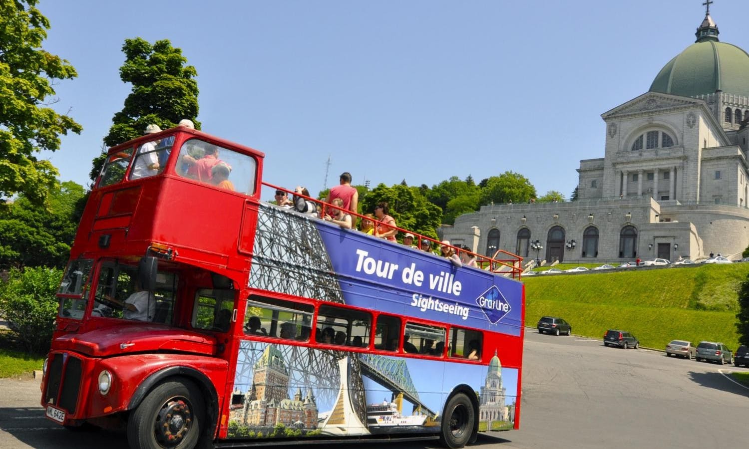 2-day hop-on hop-off tour of Montreal with cruise