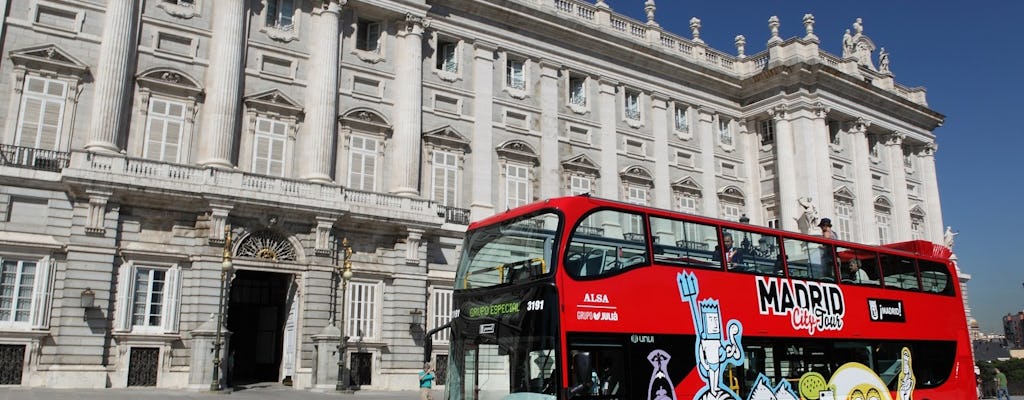 Bilhetes de ônibus hop-on hop-off para city tour em Madrid