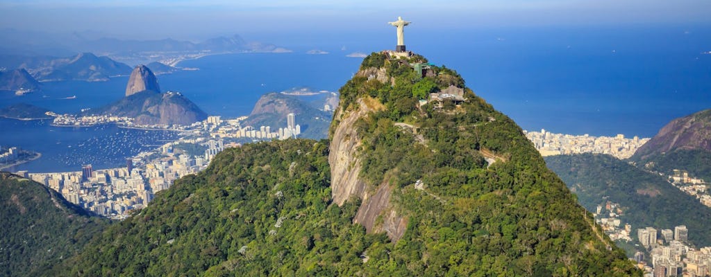 Rio de avião: passeio pela cidade, passeio de helicóptero e Sugarloaf com almoço