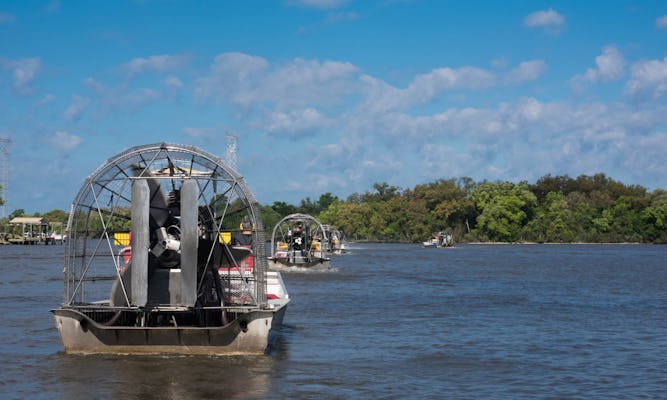 Airboating adventure tour in New Orleans