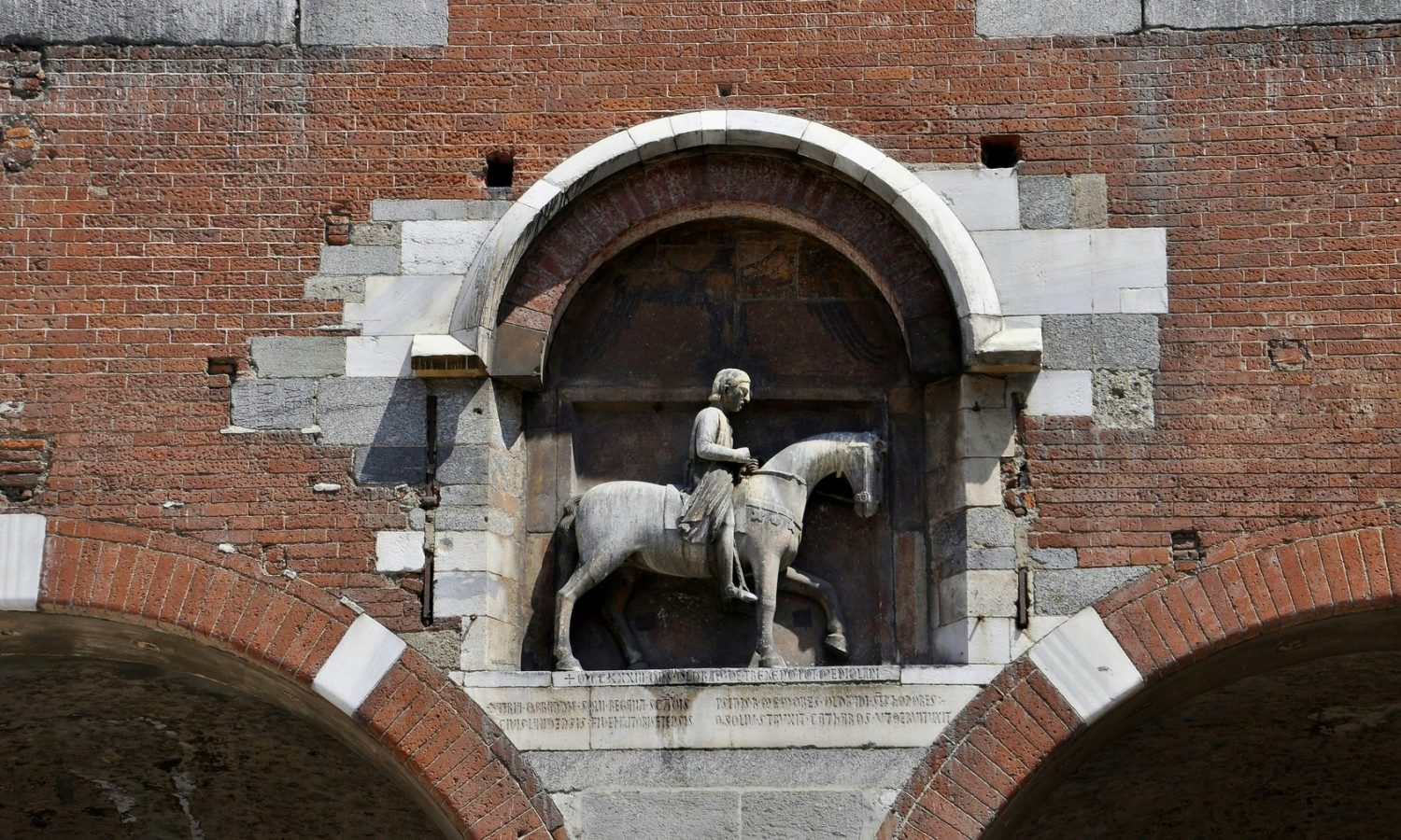 Palazzo della Ragione Tickets and Tours in Milan | musement