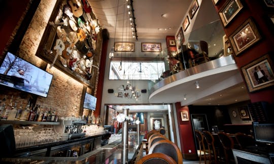 Hard Rock Cafe Brussels: pierwszeństwo siedzenia z menu