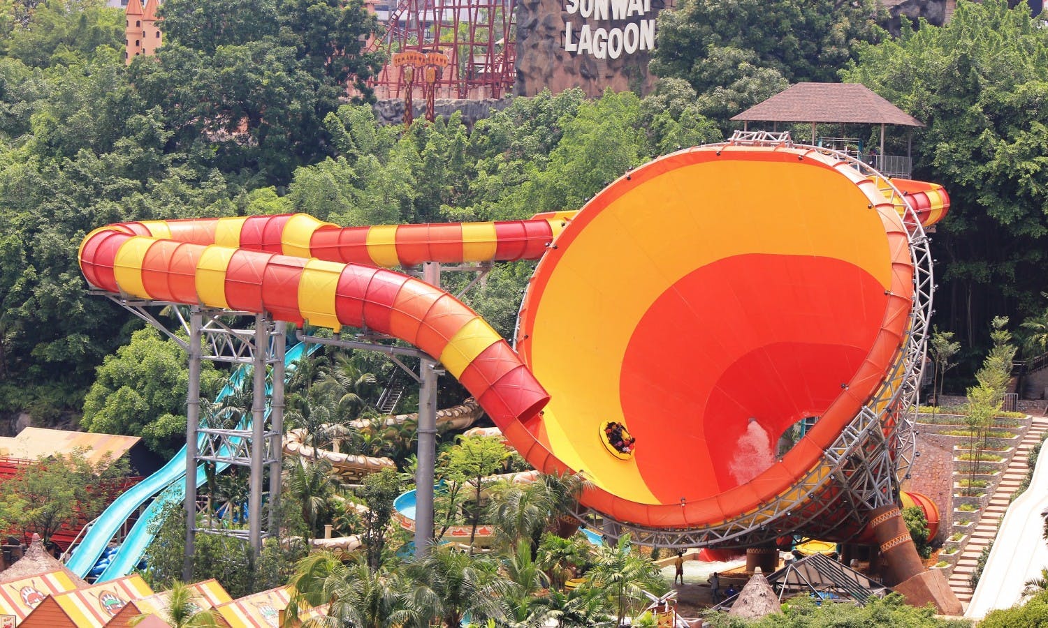 Ticket für den Sunway Lagoon Theme Park mit Hin- und Rücktransfer zum Hotel