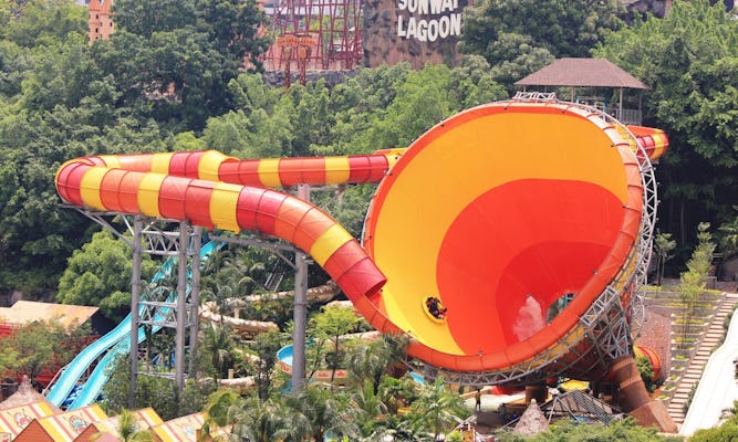 Ticket für den Sunway Lagoon Theme Park mit Hin- und Rücktransfer zum Hotel