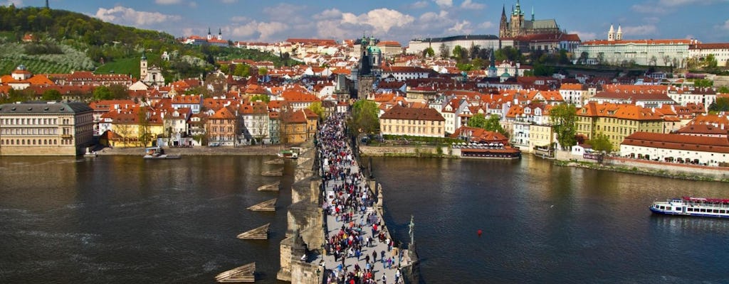 Prague city tour with Vltava River cruise