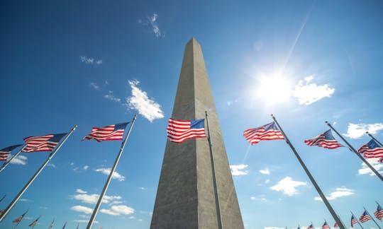 Washington Monument and DC highlights tour