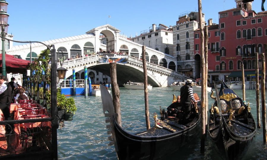 Doge's Palace, secret Venice walking tour and gondola ride