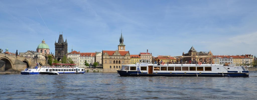 Prag Bootsfahrt mit Mittagessen