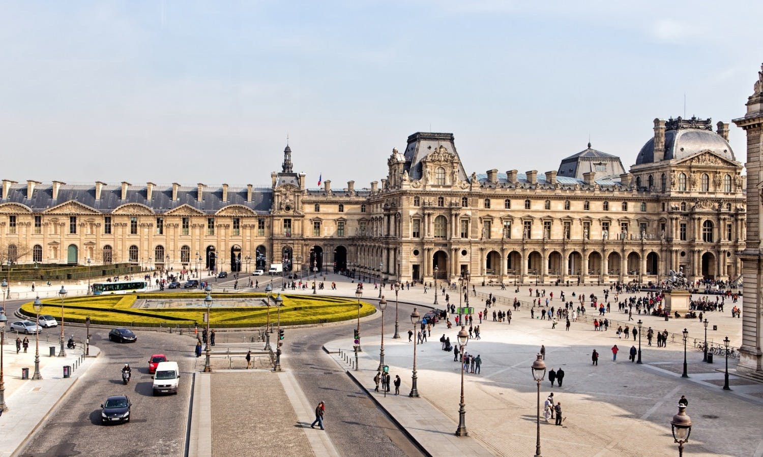 Finden Sie hier alle Informationen zum Louvre und buchen Sie