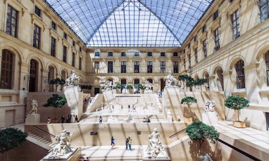 Entrance tickets Louvre Museum