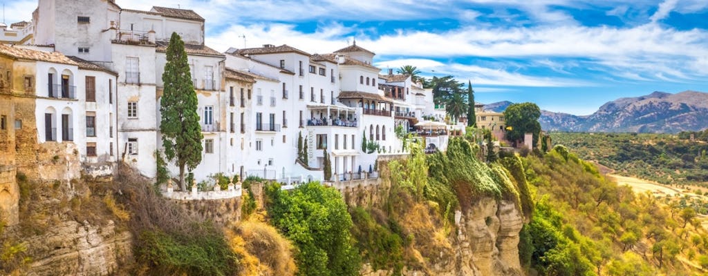 Guided tour of the white villages of Andalusia: Ronda, Grazalema and Zahara