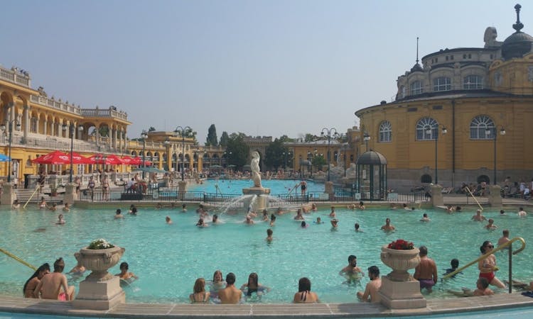 Budapest thermal baths and river cruise with dinner 10.jpeg