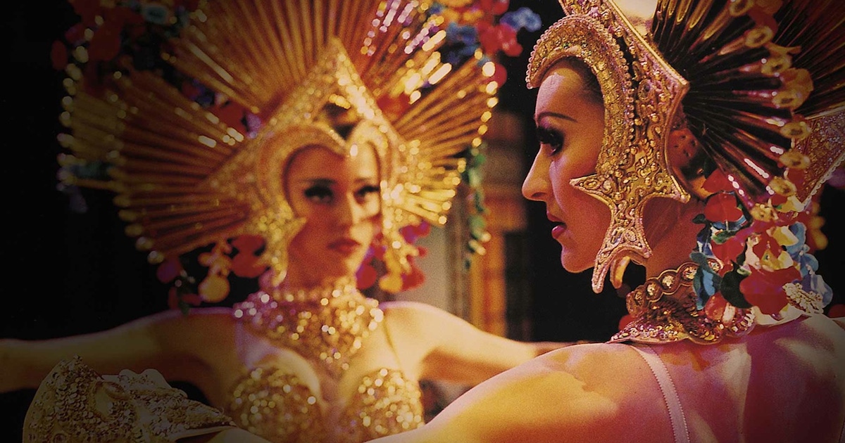 Moulin Rouge show tickets and packages in Paris Moulin Rouge show tickets and packages in Paris