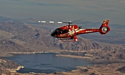 Paseo en helicóptero Golden Eagle por el borde oeste del Gran Cañón con presa Hoover y lago Mead