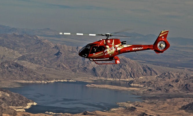 Paseo en helicóptero Golden Eagle por el borde oeste del Gran Cañón con presa Hoover y lago Mead