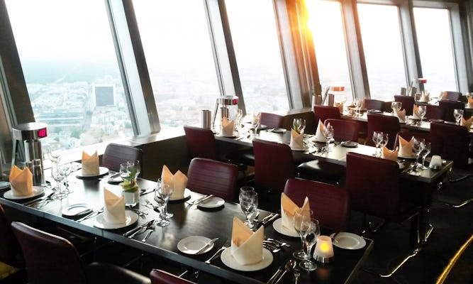 Berlińska wieża telewizyjna bez kolejki ze śniadaniem i szampanem