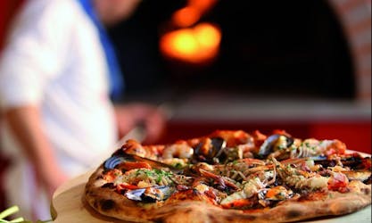 Pizza masterchef em Nápoles: seja um fabricante de pizza para o dia