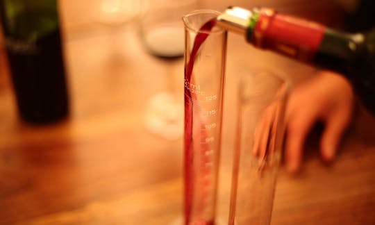 Morning tasting class in Bordeaux