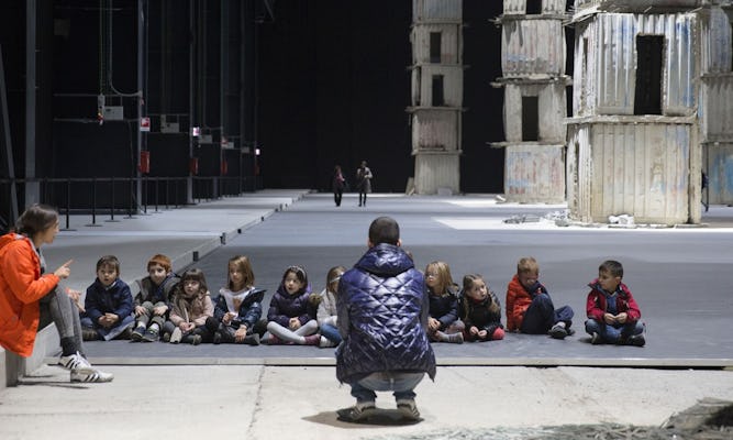 Creative sessions in Pirelli HangarBicocca: The eighth tower (4-6 years)