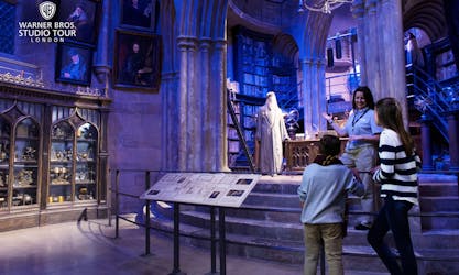Visita especial totalmente guiada a Warner Bros. Studio Londres – La creación de Harry Potter