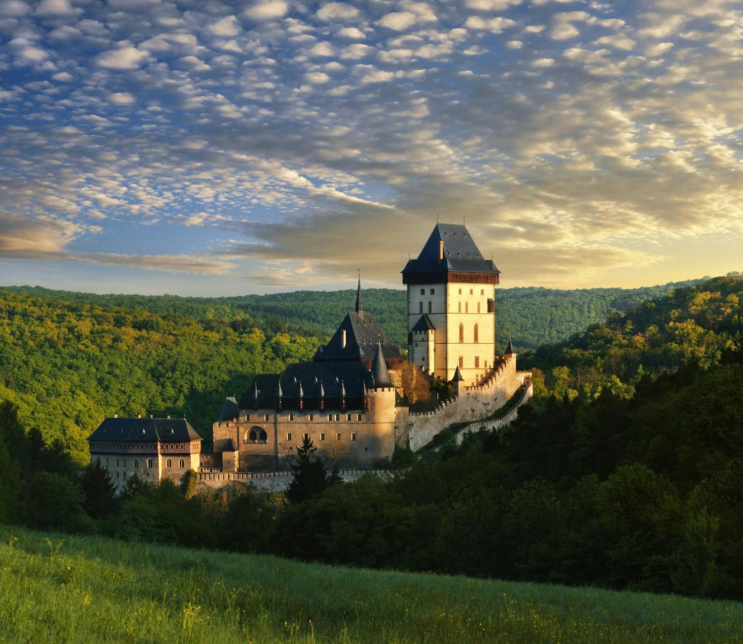 Visita di mezza giornata del castello di Karlštejn