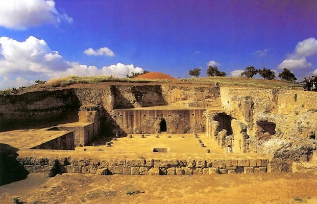 Carmona i Necropolis: jednodniowa wycieczka z przewodnikiem z Sewilli