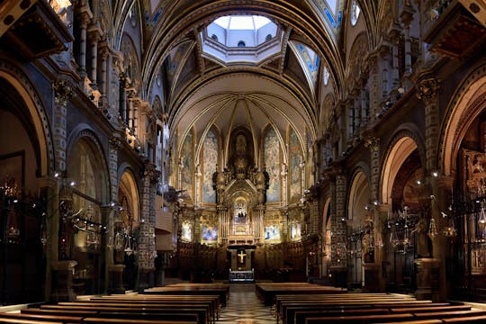Combo Tour: Montserrat abbey and Barcelona the best of Gaudí