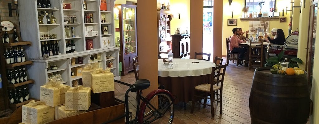Modena balsamic vinegar experience at Acetaia Leonardi