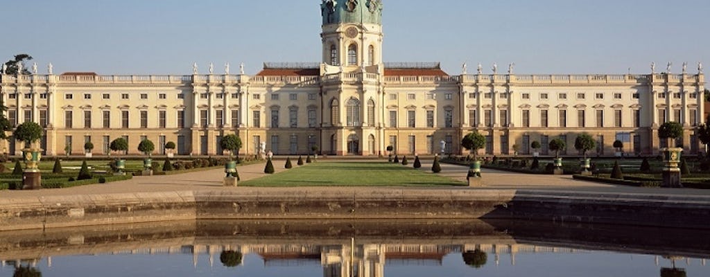 Galadiner en klassieke muziekconcert in het Charlottenburg Palace in Berlijn