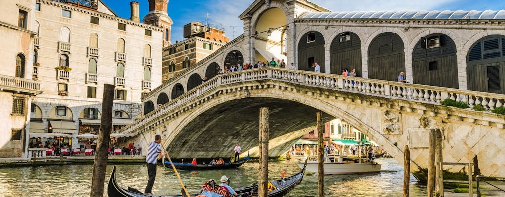 Giro in gondola a Venezia