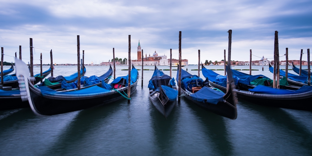 30-minütige private Gondelfahrt am Abend in Venedig | musement