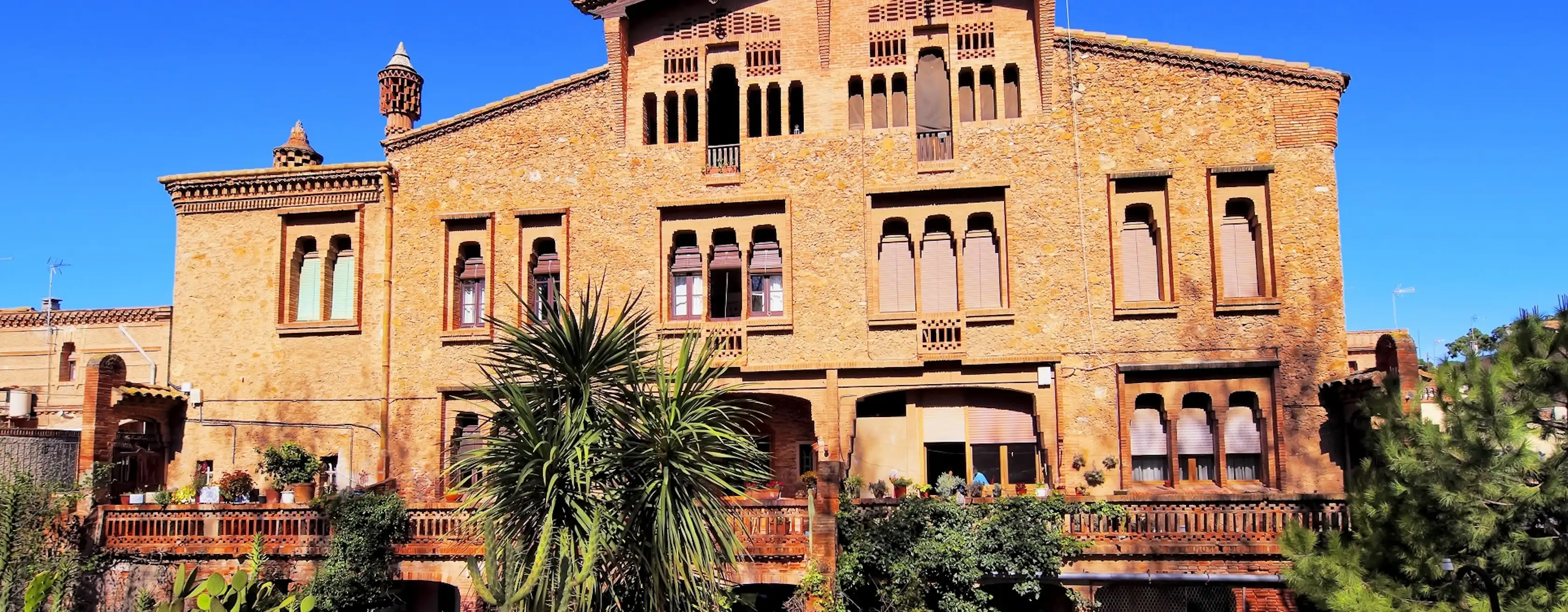 La Colònia Güell tickets en tours
